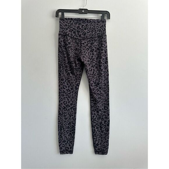 Athleta Leopard Elation Ultra High Rise Tight Leggings 7/8 Ankle Gray/Black XS - Picture 5 of 9
